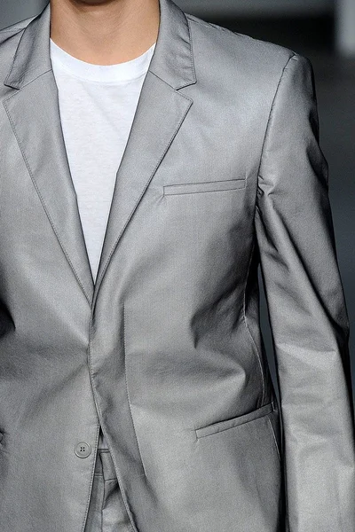 Look 14